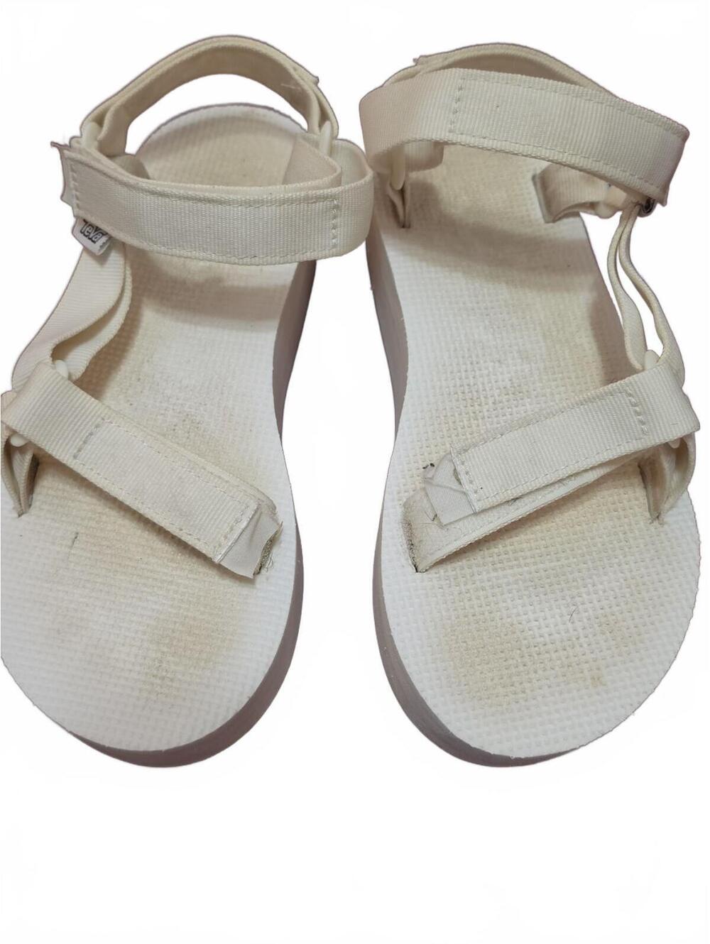 Teva Women's Original Universal Sandal Bright White Size 8 US  Dome Marks